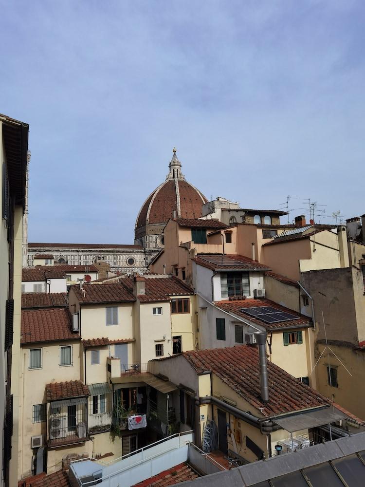 Residenza Della Signoria Affittacamere 3*